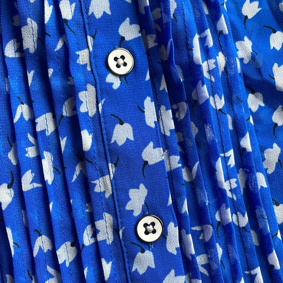 CABI Sleeveless Blouse Sz. S - Picture 4 of 8